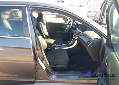 2015 Honda Accord Lx z USA, uszkodzony, nr VIN 1HGCR2F38FA039116